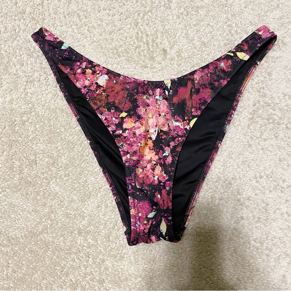 Victoria’s Secret High Leg Floral Bikini Bottom Size Medium
